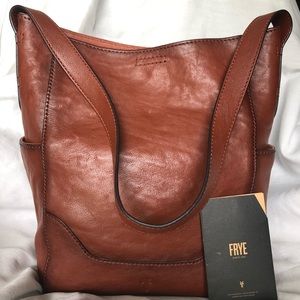 NWT Frye New Side Pockets Cognac Leather Hobo Bag